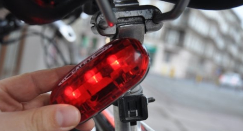 700 zestawów do rozdania dla rowerzystów