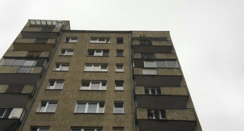 Wybuch gazu w wieżowcu na Bemowie