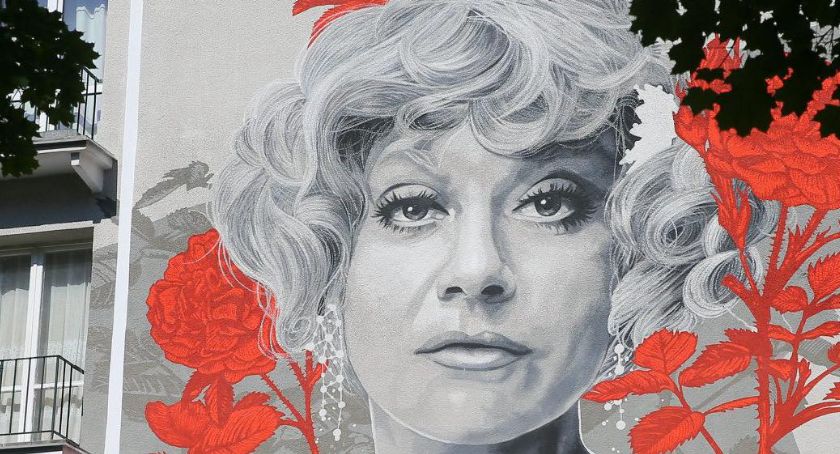 Kolejny piękny mural na Bielanach - Krystyna Sienkiewicz