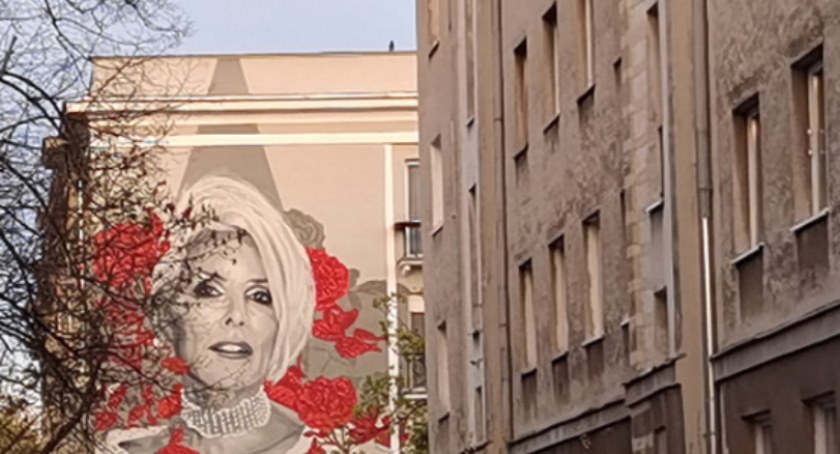 Kora w wiosennej odsłonie na Bielanach