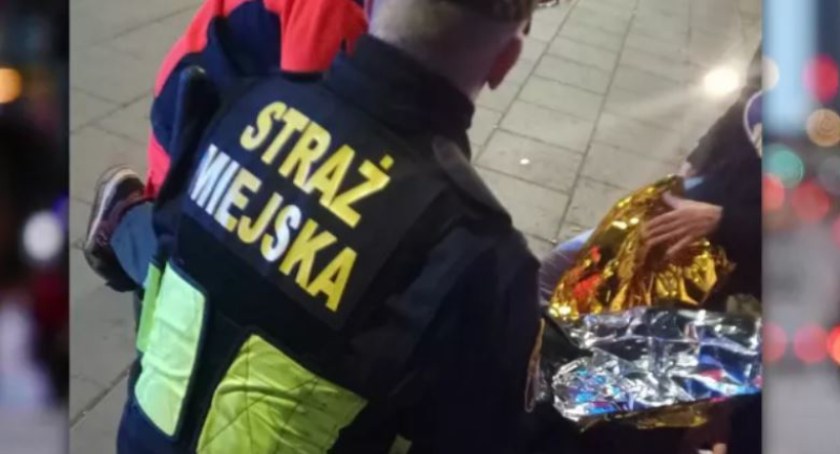 Został znaleziony w kałuży krwi