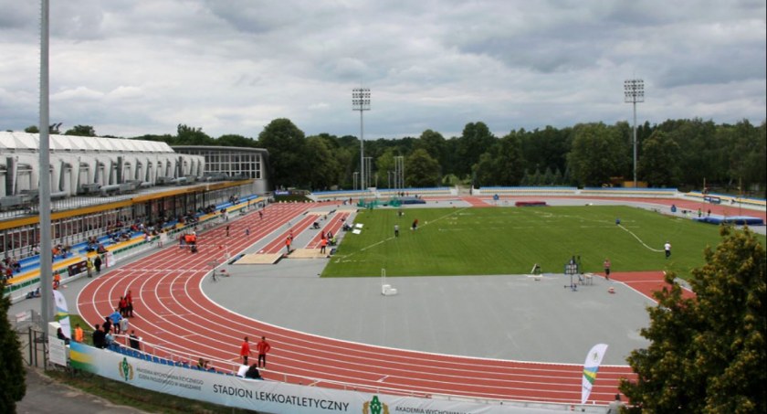 Otwarta bieżnia stadionu AWF! Sprawdź, kiedy możesz z niej skorzystać