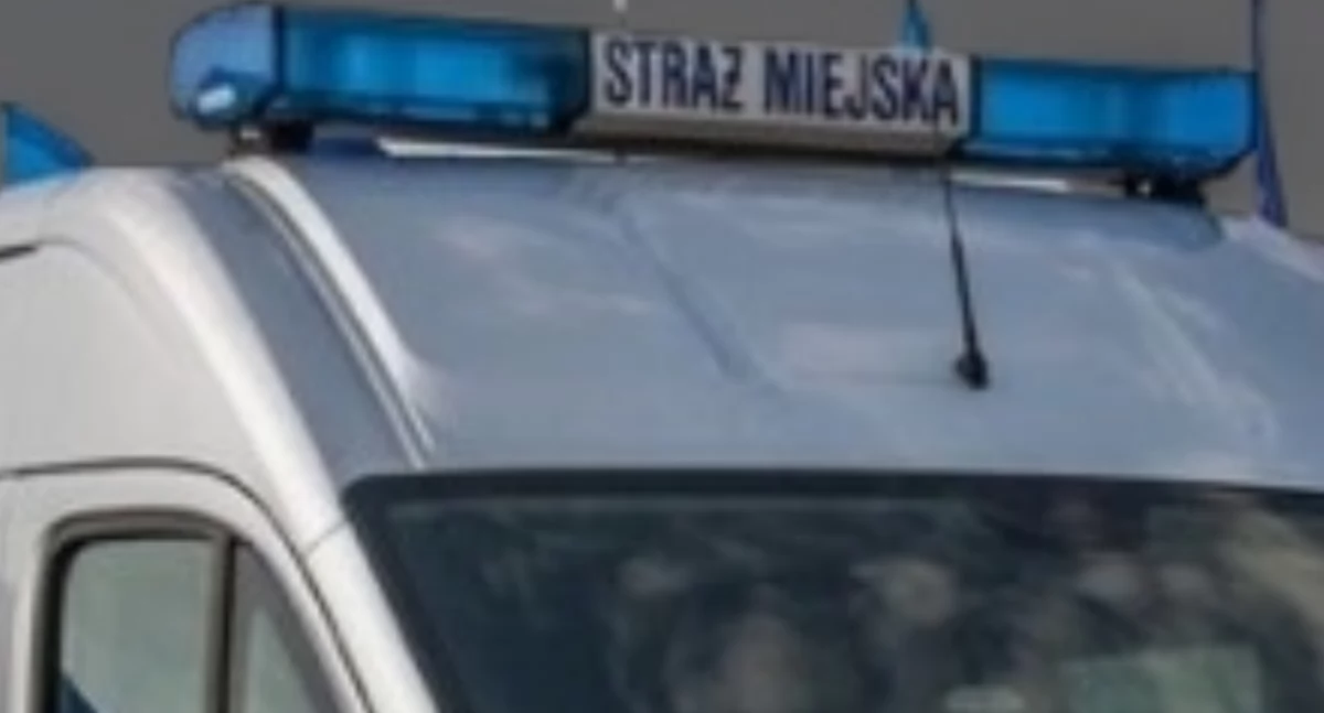 Interwencja na Bielanach. Strażnicy zareagowali w sprawie nastolatka