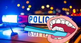 Chciał zadbać o piękny uśmiech, przeszkodzili mu policjanci