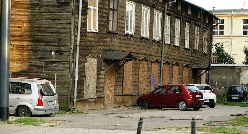 Miejsca parkingowe poza płatną strefą na Pradze