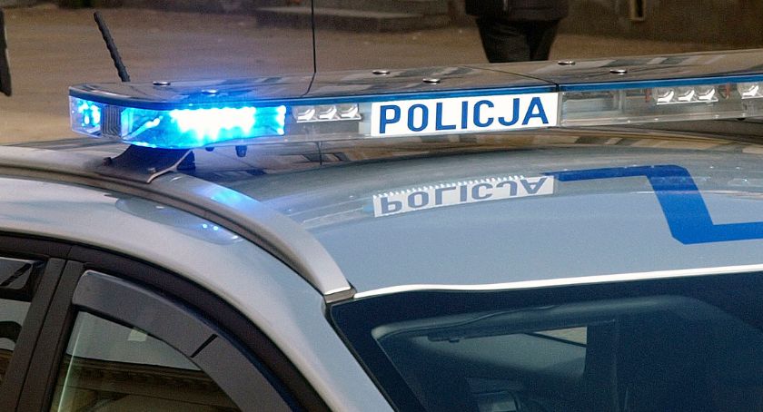 Dzielni policjanci uratowali kobietę na Pradze