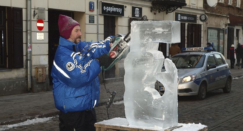 Drzewiej to były zimy na Pradze