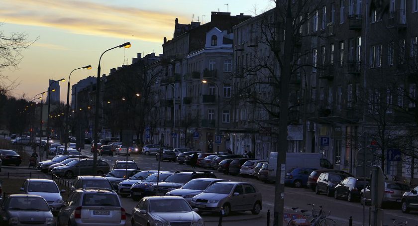 Z dołu do góry i na dół