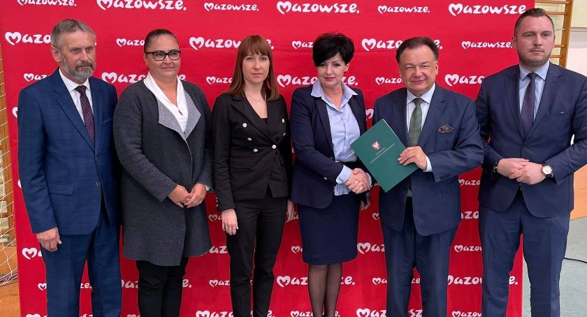 Jak pomaga samorząd Mazowsza?