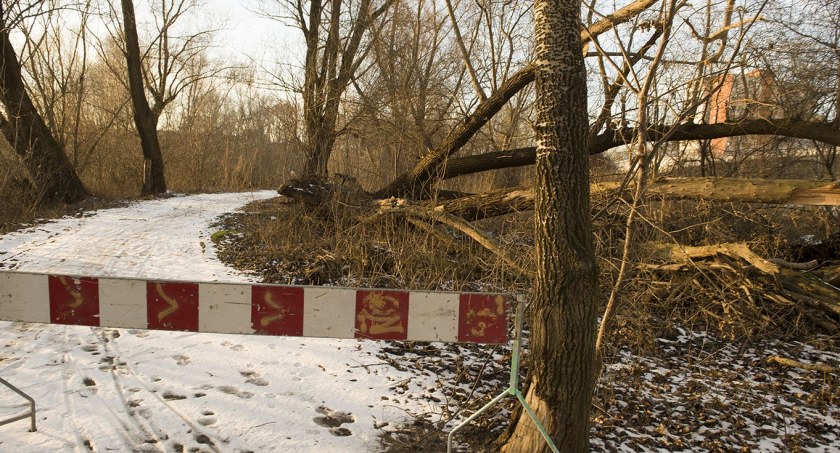 Przygotowania do budowy mostu pieszo-rowerowego na Pradze [galeria zdjęć]