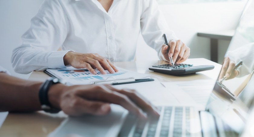 Jaki bank oferuje najtańszy kredyt gotówkowy?