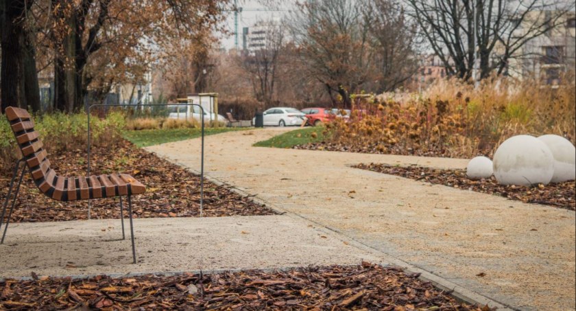 Praga cała na zielono. Park kieszonkowy i nowe rośliny w pasach drogowych