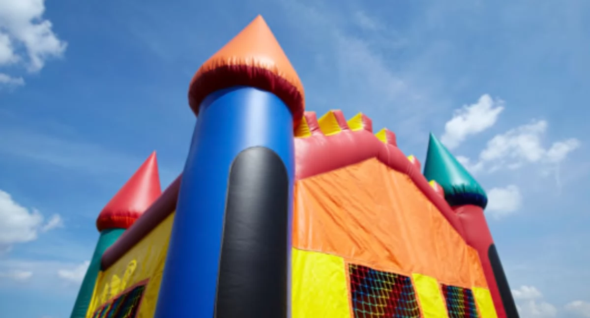 Rodzinne Pożegnanie Lata: Piknik na Pradze z Mocą Atrakcji!