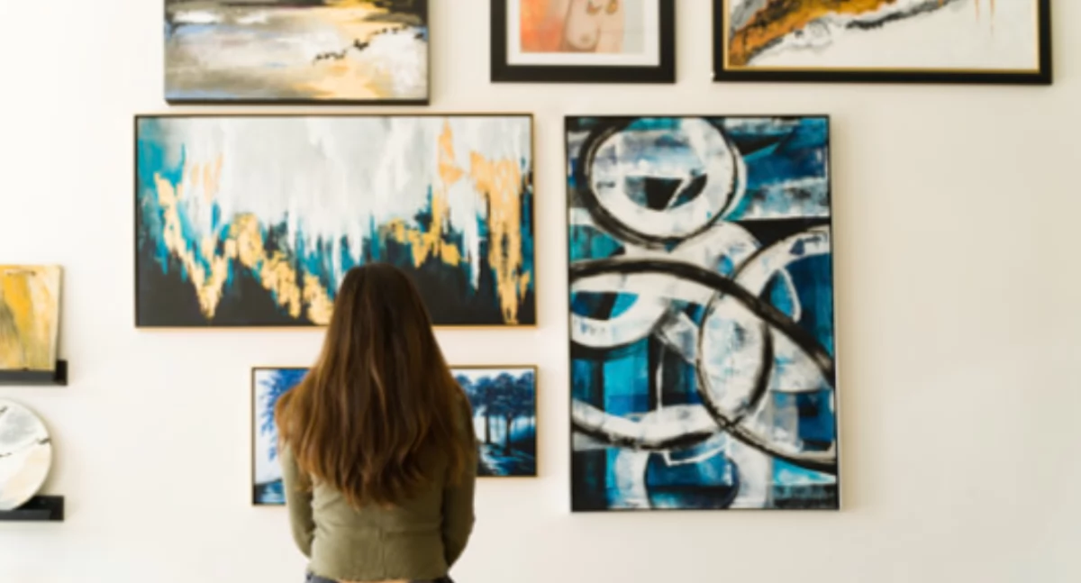Człowiek z dwiema głowami – wystawa Jędrzeja Bieńko na Warsaw Gallery Weekend