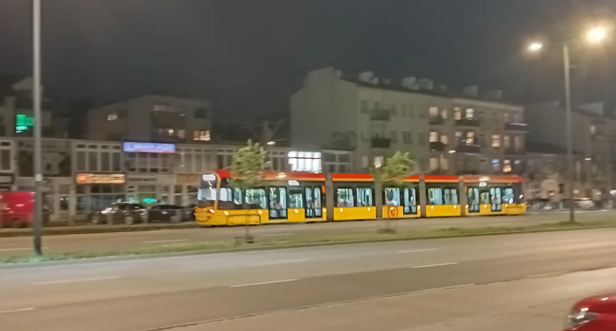 18-latek leżał nieprzytomnie w tramwaju. Kiedy się ocknął, prawda wyszła na jaw 