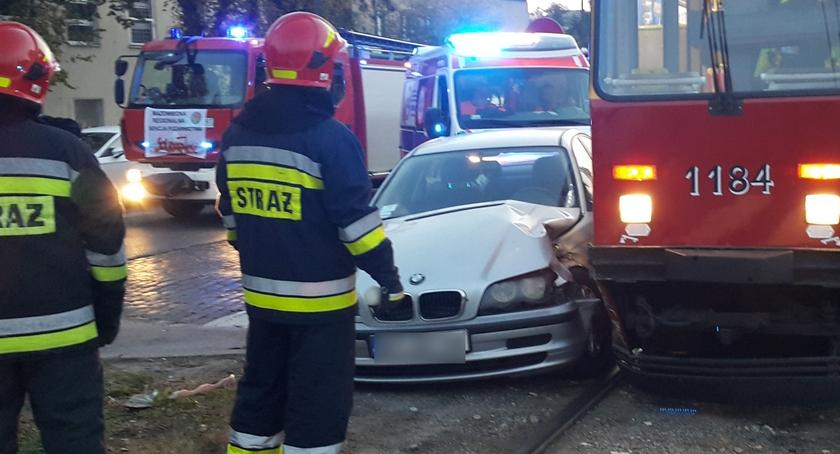 Kolejne zderzenie samochodu z tramwajem na Kijowskiej. Straż publikuje zdjęcia