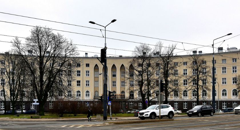 Oddział psychiatrii dziecięcej w Szpitalu Praskim? Debata na sesji radnych