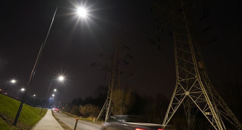 Nowe energooszczędne latarnie na ul. Zatylnej