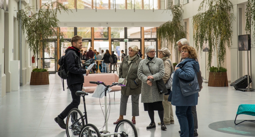 Centrum Kreatywności Targowa – przyjdź i zobacz
