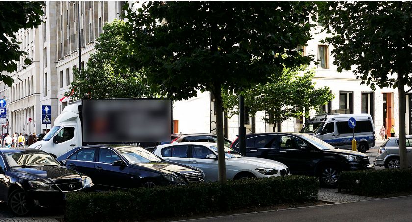 Co monitoruje Policja ? 