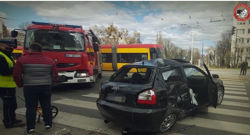 Wypadek przy ulicy Stawki