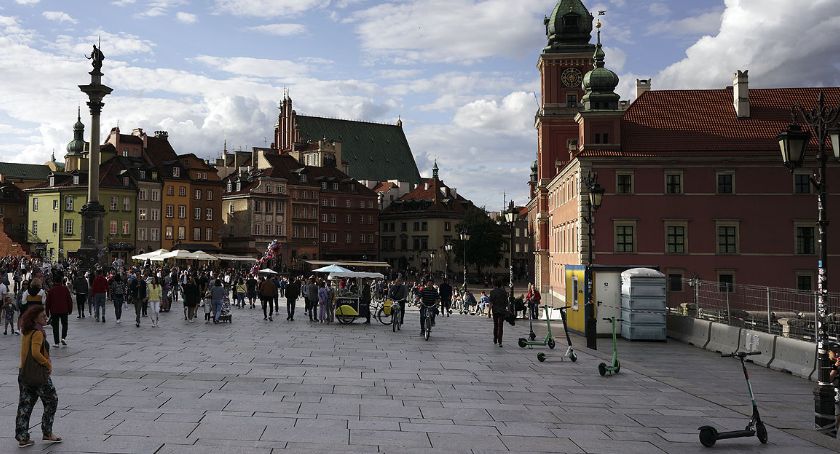 Całkowity zakaz poruszania się hulajnogami