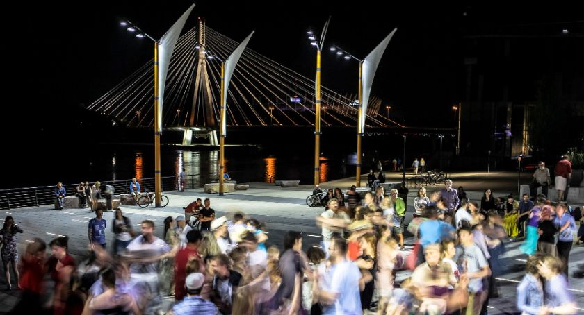 Tańce nad Wisłą. Ciekawe imprezy taneczne w 17 lipca w Warszawie