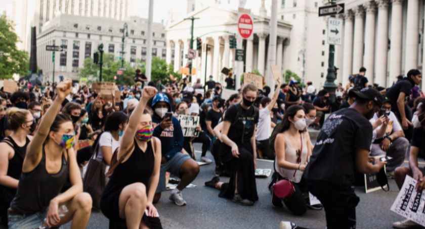 Protest przed Sejmem „Stop LGBT”