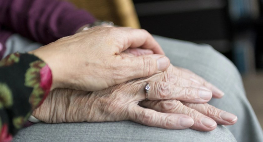 Ruszają bezpłatne zajęcia dla seniorów. W programie m.in basen, zajęcia taneczne i artystyczne