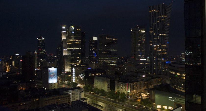 Nowy bar Ether z widokiem na panoramę Warszawy otwarty dla wszystkich! 