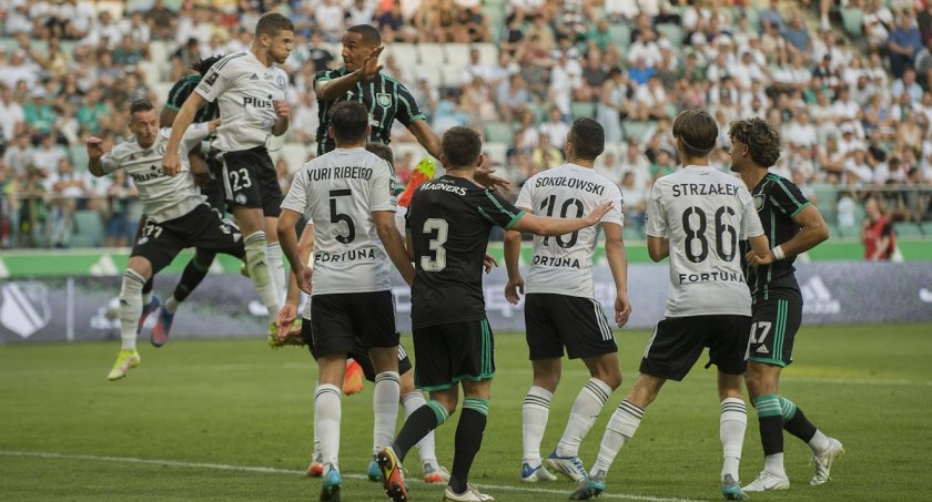 Sobotni mecz na Legii. Jak dojechać na stadion w dniu wydarzenia?