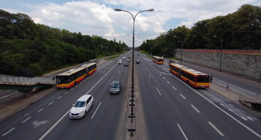 Podpory i płyta nowego wiaduktu Trasy Łazienkowskiej są już gotowe!