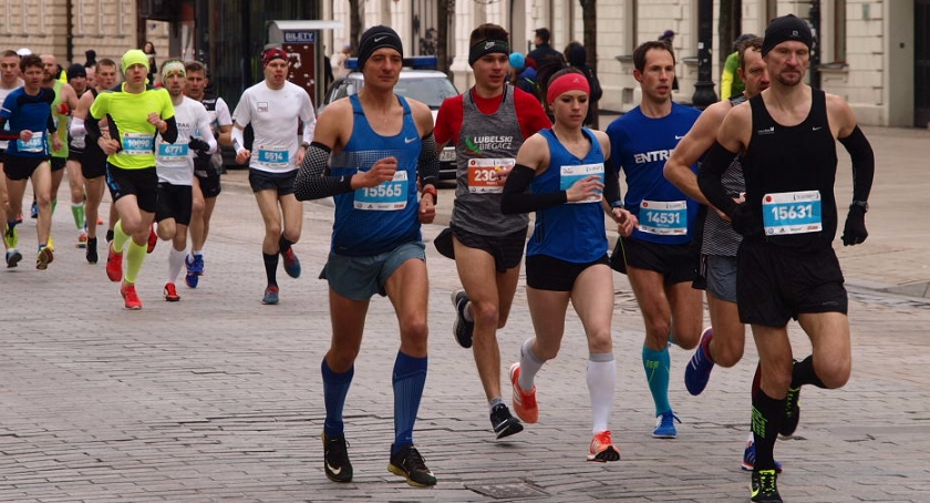 12 Półmaraton PZU zdjęcia z 1 kilometra cz I