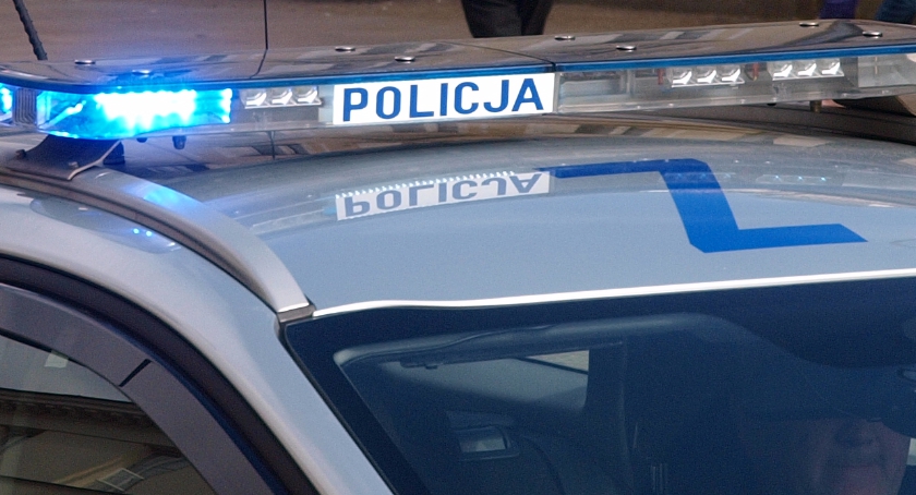Zniszczył kamerę monitoringu. Na szczęście wcześniej go nagrała...