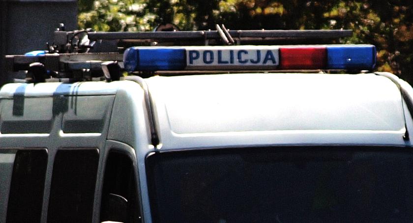 Policja poszukuje...  