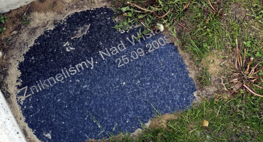 Kto zniknął?