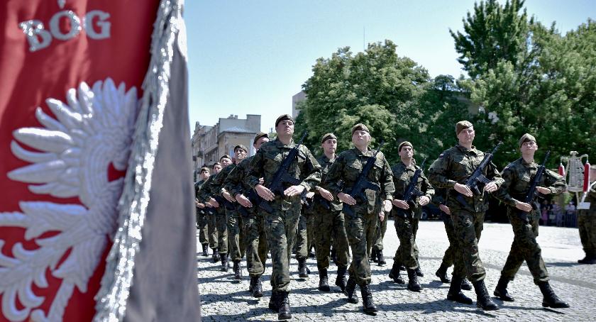 Zaprzysiężenie nowych żołnierzy 