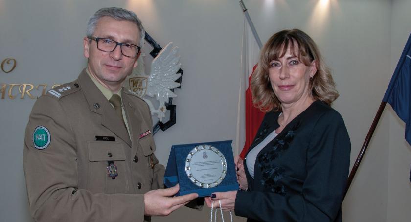 Setna szkoła uhonorowana patronatem naukowym WAT