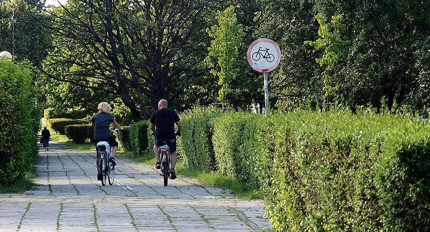 Wojna z pedalarzami ( rowerzystami ) trwa  