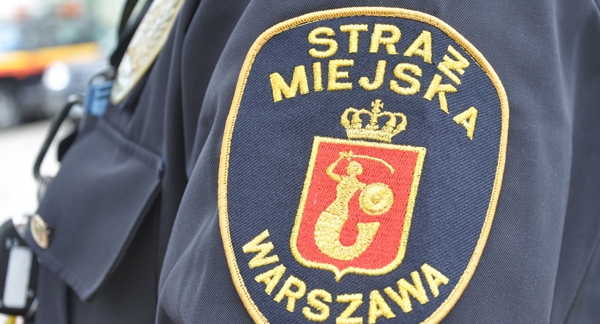 Ekshibicjonista grasuje w okolicach Placu na Rozdrożu!