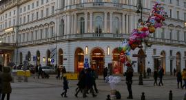 Krakowskie Przedmieście balonami stoi 