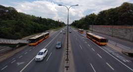 Podpory i płyta nowego wiaduktu Trasy Łazienkowskiej&hellip;