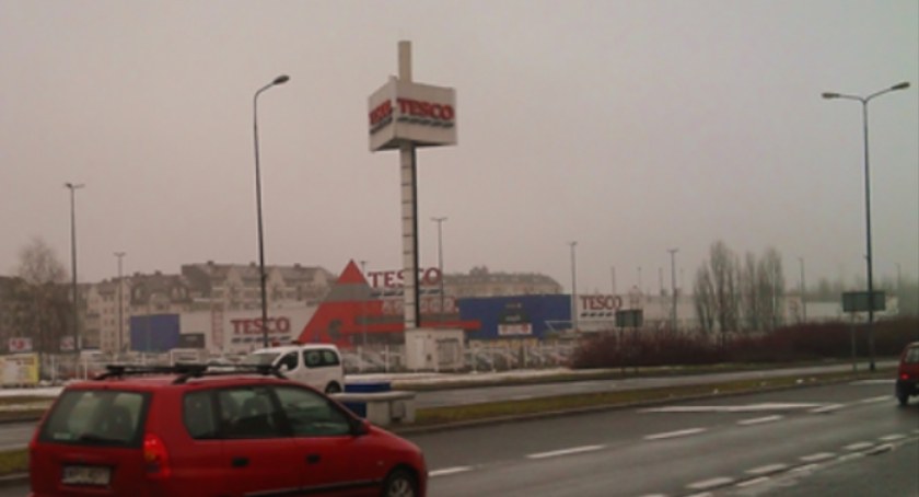 Zbiórka darów dla osób z Ukrainy w Tesco na Kabatach! [SZCZEGÓŁY]