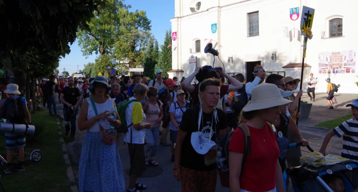 Relacja Pielgrzyma - Dzień Ósmy- 44 Warszawska Akademicka Pielgrzymka Metropolitarna - Grupa biało-żółta