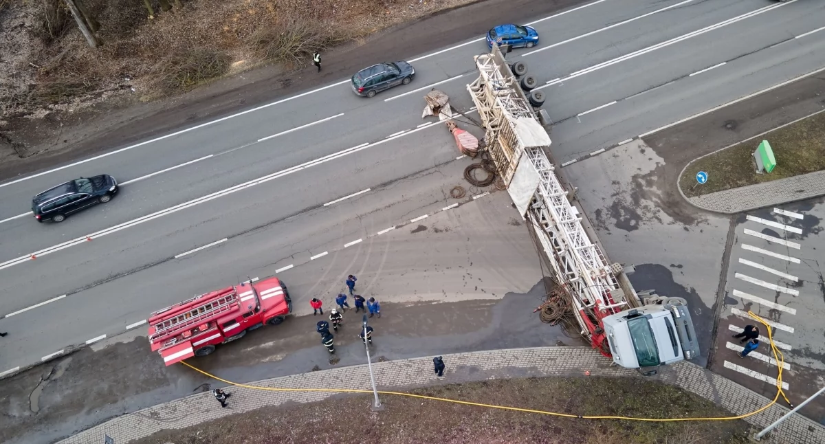 Wypadek z udziałem TIR-a na trasie S7 – wczorajsze utrudnienia na drodze