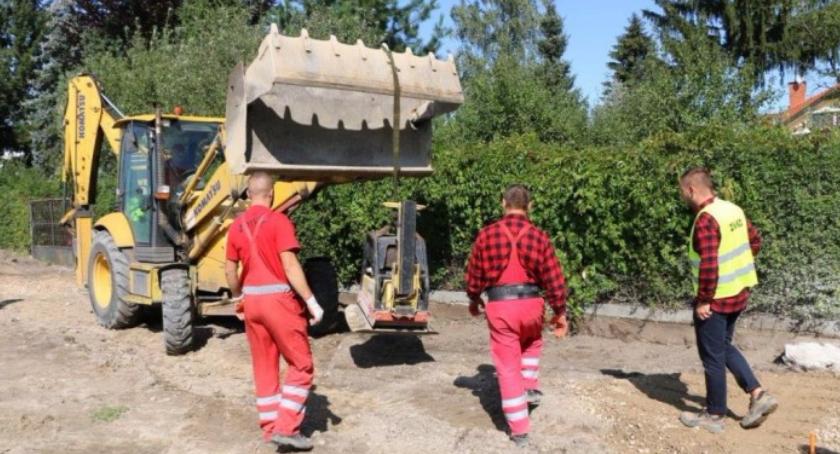 Remonty nieutwardzonych dróg przez najbliższe tygodnie