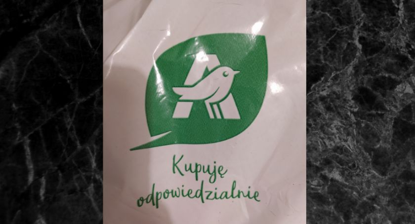 Jak robi się zakupy w Auchan na ul. Puławskiej?