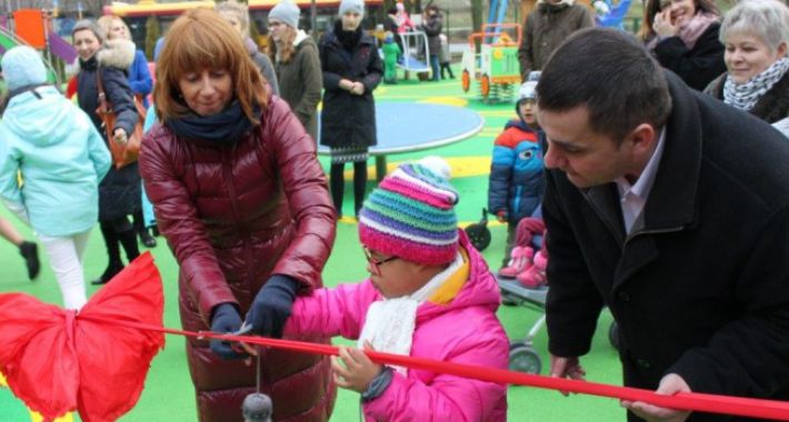 Terapeutyczny plac zabaw przy Przedszkolu nr 213 otwarty