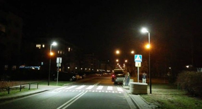 Dzielnica doświetliła dwa przejścia dla pieszych