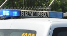 Najeżdżał na krawężniki w al. KEN. Ewidentnie coś było na rzeczy